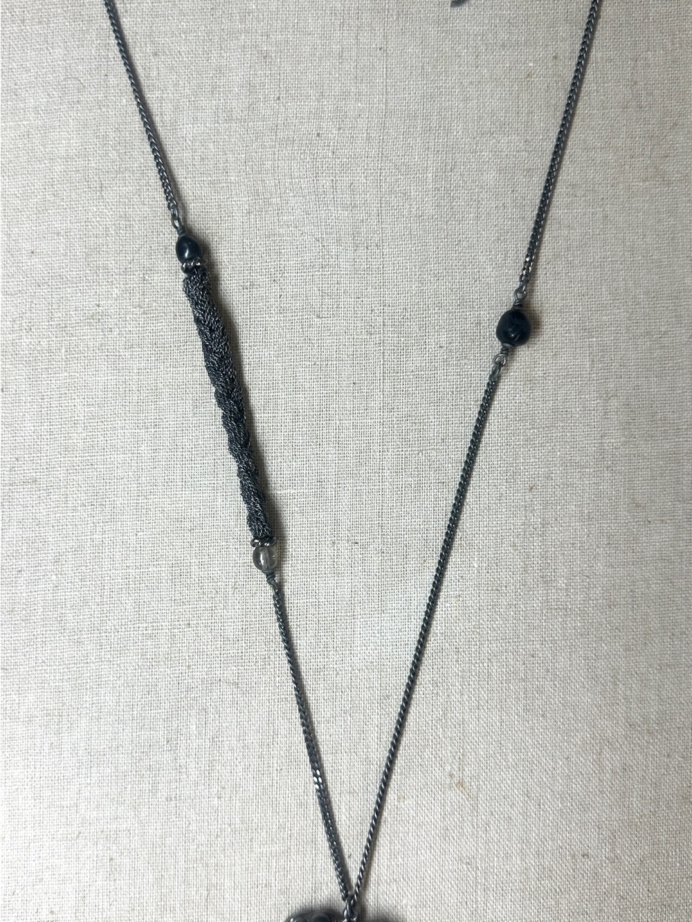 CHANEL Ruthenium and Pearl Bead 2005 Necklace 05P
